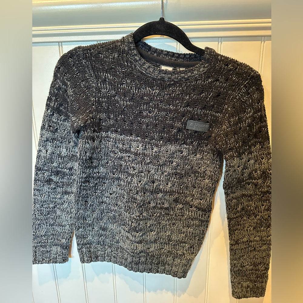 TUMBLE ‘N DRY Boys SIZE 8/10 Black & Grey Small Crew Neck Sweater